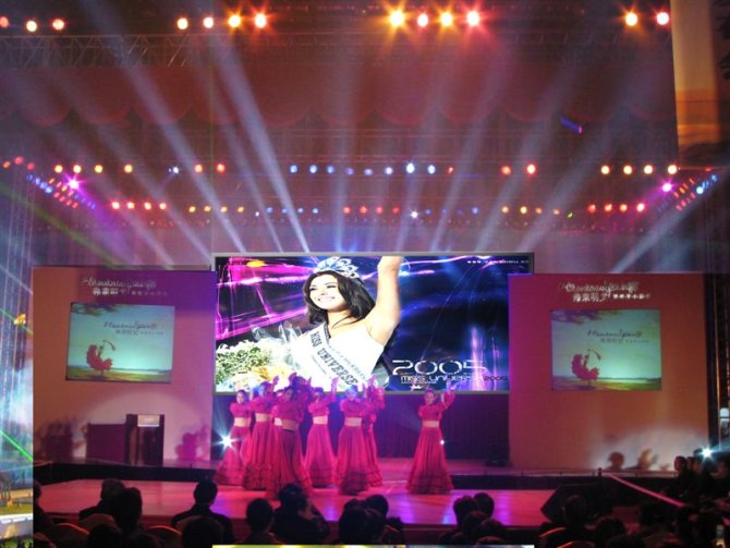 DC 5V Full Color Led Display Board High Brightness SMD 2121 3~5 Years Warranty 1