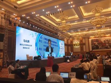Stage rental Indoor Led Screens , black lamp digital video display screens