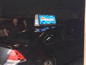 P5 P4 Led Car Taxi Top Mobile Led Display 4G Internet Slim Aluminum Cabinet