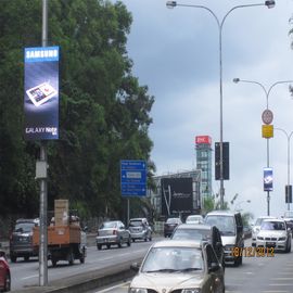 P3 - P6 Led Commercial Outdoor Advertising Billboard High Brightness 3G/4G/WIFI/USB lamp pole sign