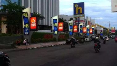 P3 - P6 Led Commercial Outdoor Advertising Billboard High Brightness 3G/4G/WIFI/USB lamp pole sign